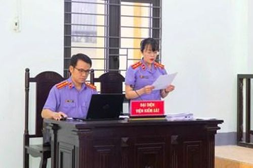 Kiểm sát viên trao đổi nghiệp vụ xác định tội danh đối với người mua ma túy