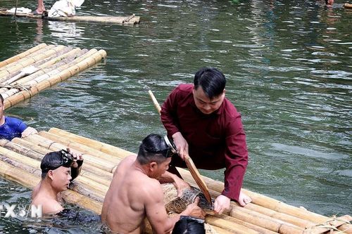 Độc đáo Lễ hội Đánh cá suối truyền thống ở vùng cao Phú Thọ