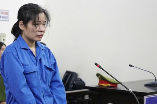 Hà Nội: Hành hạ cụ bà liệt giường, người giúp việc nhận án 2 năm tù