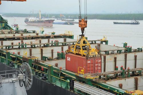 Ngành Công Thương và 75 năm dẫn dắt tiến trình hội nhập kinh tế