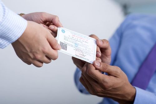 Xây dựng lộ trình tăng mức đóng bảo hiểm y tế