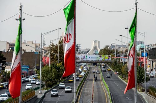 Chiến tranh, phong tỏa và lạm phát thử thách kinh tế Iran