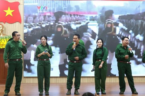 Sôi nổi hội diễn văn nghệ 'Lời ca dâng Bác - Vươn cao khát vọng non sông'