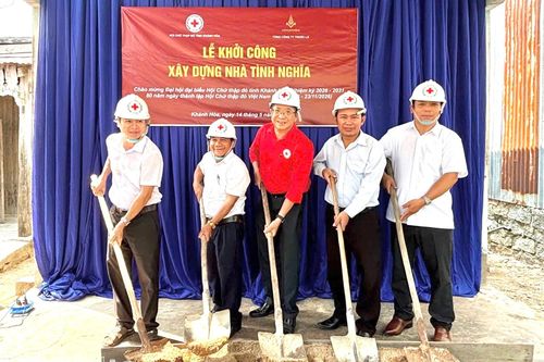 Khởi công xây dựng 5 căn nhà tình nghĩa tại xã Bác Ái Đông