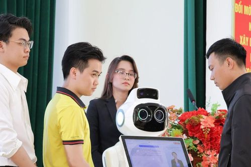 Ðưa công nghệ đến gần dân