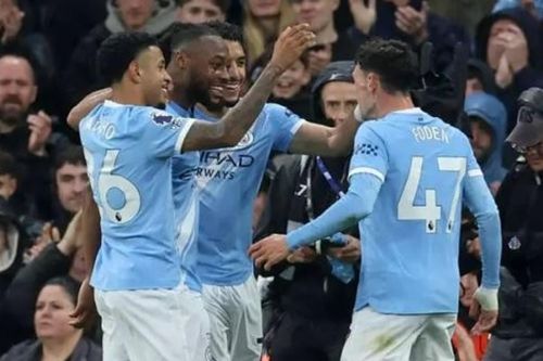 Man City thắng 3-0 Crystal Palace: Phil Foden rực sáng, phả hơi nóng vào Arsenal