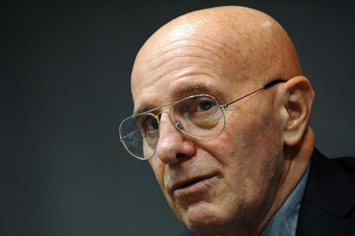 Arrigo Sacchi và cuộc cách mạng AC Milan: Từ gã bán giày đến kiến trúc sư bóng đá hiện đại