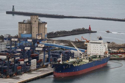 Giá xăng dầu hôm nay 14/5: Đứt chuỗi tăng 3 phiên liên tiếp do lo ngại Mỹ nâng lãi suất