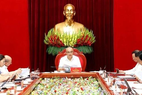 Ban Thường vụ Tỉnh ủy cho ý kiến vào chủ trương quy hoạch và đầu tư một số công trình, dự án