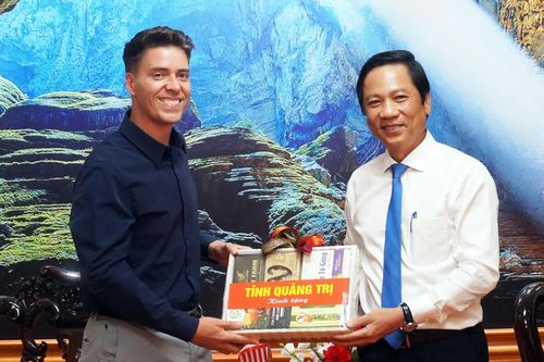 UBND tỉnh tiếp Đoàn công tác thuộc Cục Chính trị-Quân sự, Bộ Ngoại giao Hoa Kỳ
