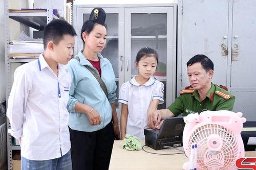 Phát huy tinh thần trách nhiệm phục vụ nhân dân