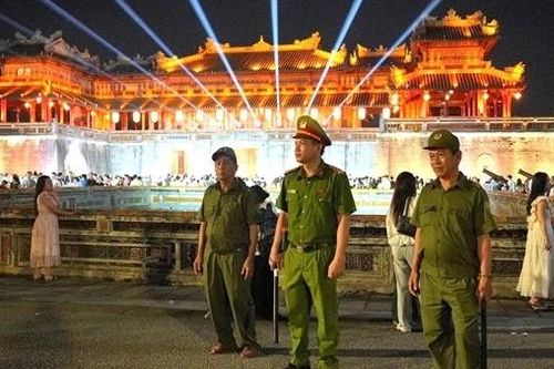 Công an TP Huế nỗ lực góp phần xây dựng môi trường du lịch an toàn, thân thiện