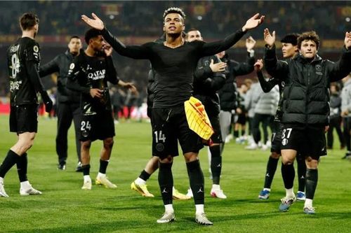 PSG vô địch Ligue 1 lần thứ năm liên tiếp