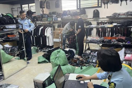 Thu giữ hàng nghìn sản phẩm thời trang giả mạo nhãn hiệu lớn