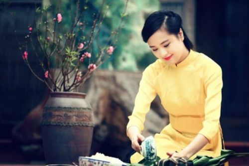 Người xưa dạy: Phụ nữ có phúc thường có 4 đặc điểm này