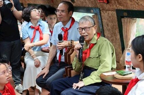 Chuyến tàu kết nối truyền thống Đội
