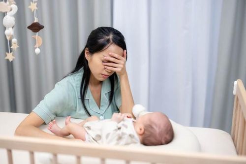 4 dấu hiệu nhận diện trầm cảm sau sinh