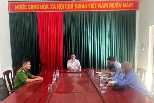 Huế chấn chỉnh tài xế xích lô chèo kéo khách, tăng cường kiểm tra phục vụ du lịch