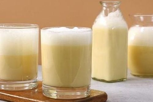 Uống bia đánh trứng gà khi mang thai có giúp con trắng da?