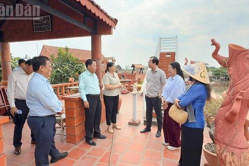 Vĩnh Long đánh thức 'vương quốc đỏ' gạch, gốm