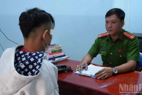 Đồng Tháp xử phạt thiếu niên báo tin giả