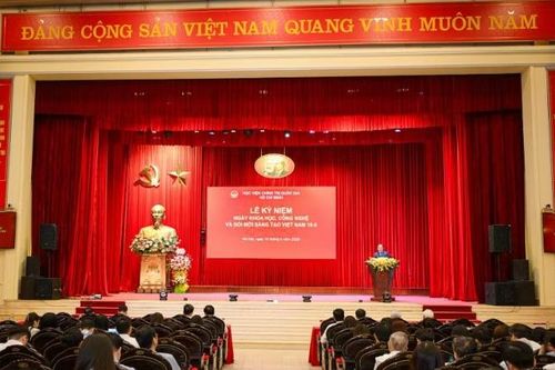 Tôn vinh những đóng góp cho khoa học, công nghệ và đổi mới sáng tạo