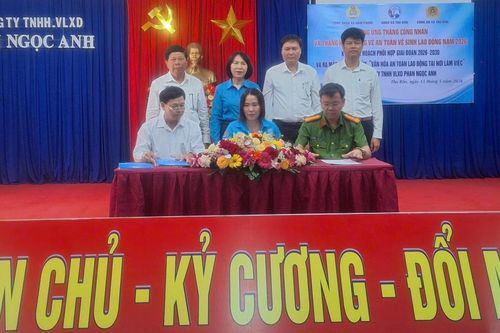 Công an xã Thu Bồn hưởng ứng Tháng Công nhân năm 2026