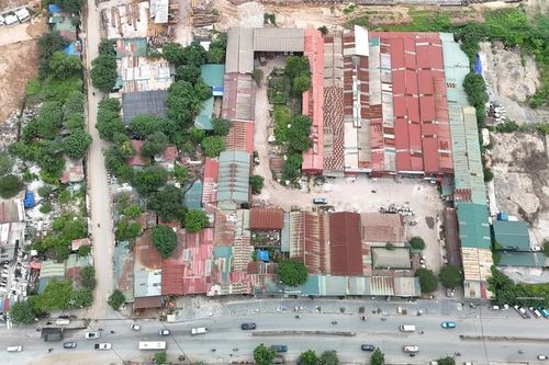 Hà Nội: Chợ vật liệu xây dựng Đại Mỗ gần 10.000m2 bị cưỡng chế, tháo dỡ