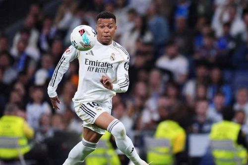 Mbappe lại khiến nội bộ Real Madrid 'dậy sóng'