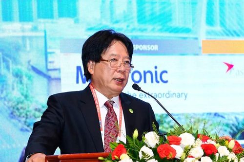 Hơn 500 chuyên gia thảo luận đa mô thức trị ung thư dạ dày tại HIGCF lần 6