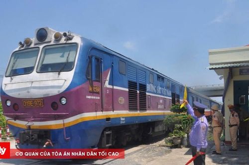 Từ hôm nay, vượt đường ngang khi có tín hiệu tàu đến bị phạt tới 20 triệu đồng