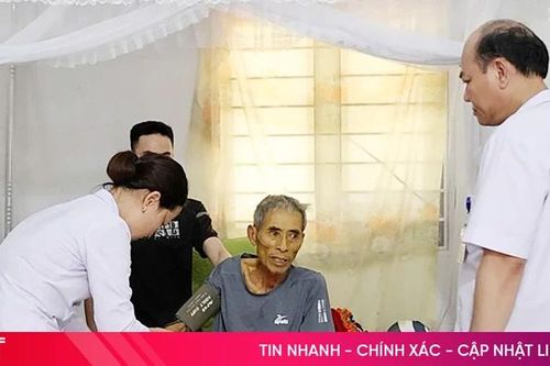 Tận tâm tại gia, ấm tình y tế cơ sở