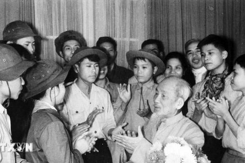 85 năm thành lập Đội Thiếu niên Tiền phong Hồ Chí Minh: 'Đội ta lớn lên cùng đất nước'