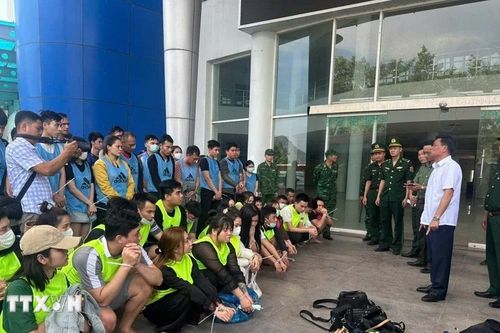 Tiếp nhận, bắt giữ các công dân Việt Nam vi phạm pháp luật ở nước ngoài