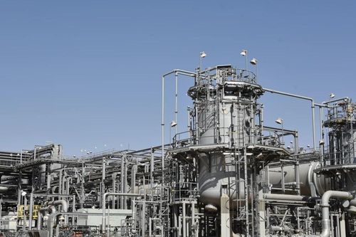 UAE chi 85 tỷ USD đầu tư vào hạ tầng và năng lượng sau khi rời OPEC