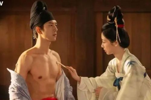 8 nam thần Hoa Ngữ sở hữu visual thư sinh nhưng body cực phẩm