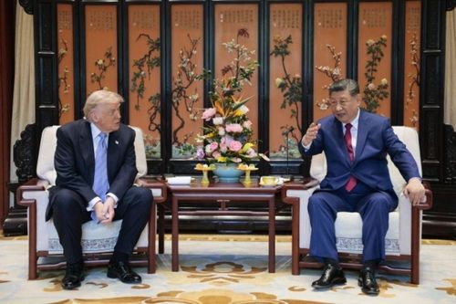 Bức bình phong phía sau ông Trump và ông Tập có ý nghĩa gì trong văn hóa Trung Hoa?
