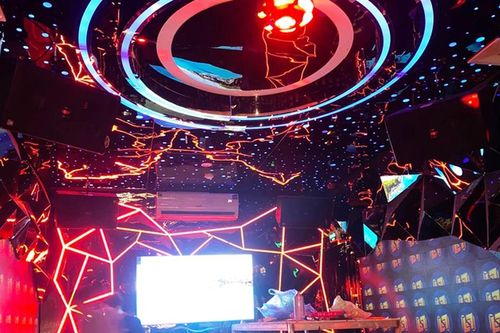 Quảng Ninh: Các cơ sở karaoke, bar, pub ký cam kết '5 không'