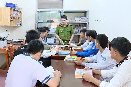 Gieo mầm thiện, giữ bình yên từ gốc
