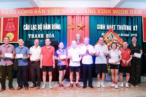 Câu lạc bộ Hàm Rồng bế mạc chương trình giao lưu thể thao