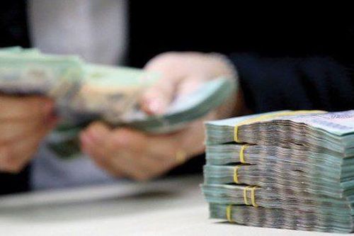 Những nhà băng nào đang phụ thuộc nhiều nhất vào vốn liên ngân hàng?