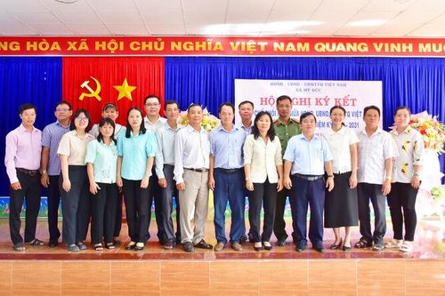 HĐND, UBND và Ủy ban MTTQ Việt Nam xã Mỹ Đức ký kết quy chế phối hợp