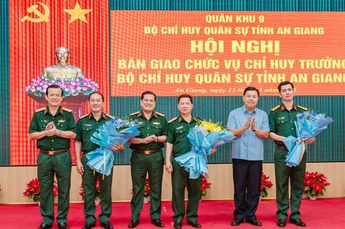 Thiếu tướng Nguyễn Văn Hùng giữ chức Chỉ huy trưởng Bộ Chỉ huy Quân sự tỉnh An Giang