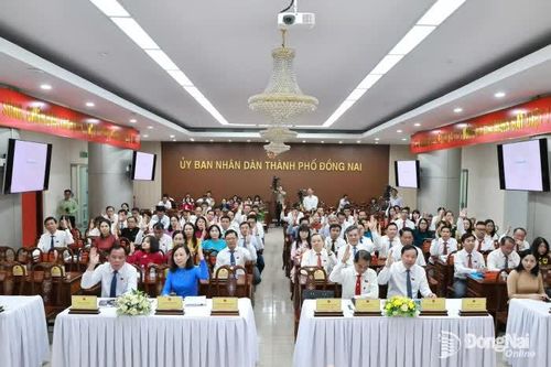 Kỳ họp thứ nhất, HĐND thành phố Đồng Nai khóa I thông qua 5 nghị quyết quan trọng