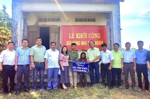Khởi công xây dựng 2 căn nhà tình nghĩa cho hộ nghèo tại xã Cửu An