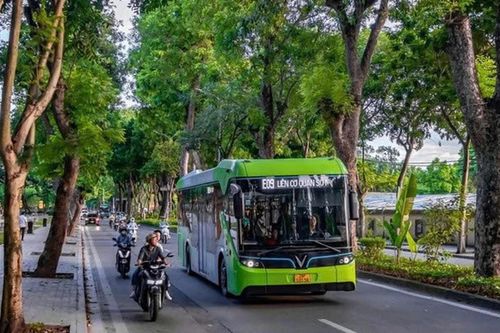 Người dân Hà Nội có thể nhận hỗ trợ 5 triệu đồng bằng vé giao thông công cộng