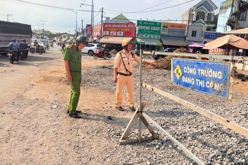 TP.HCM: Chủ đầu tư dự án cầu Tăng Long bị xử phạt vì vi phạm trong thi công
