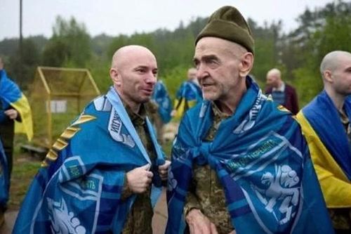 Nga và Ukraine tiến hành trao đổi tù binh