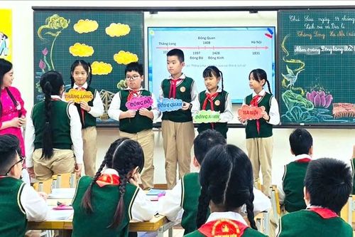 Từ lớp học đến tình yêu lịch sử dân tộc