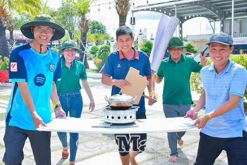 Tiếp lửa nhiệt huyết từ Hành trình 'Khăn hồng vì đàn em'